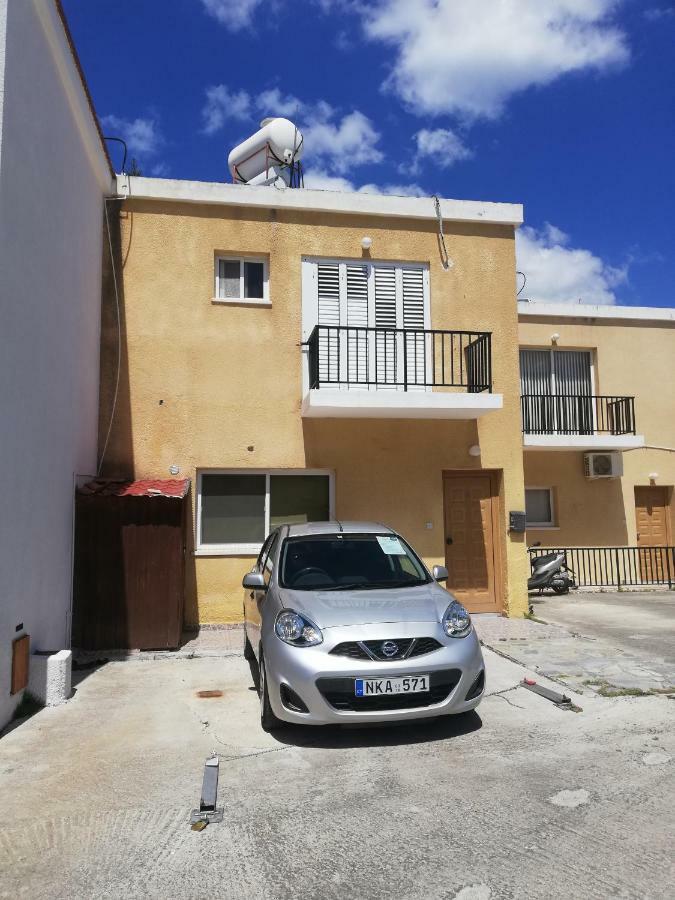 Chriselina Gottage Apartamento Pafos Exterior foto