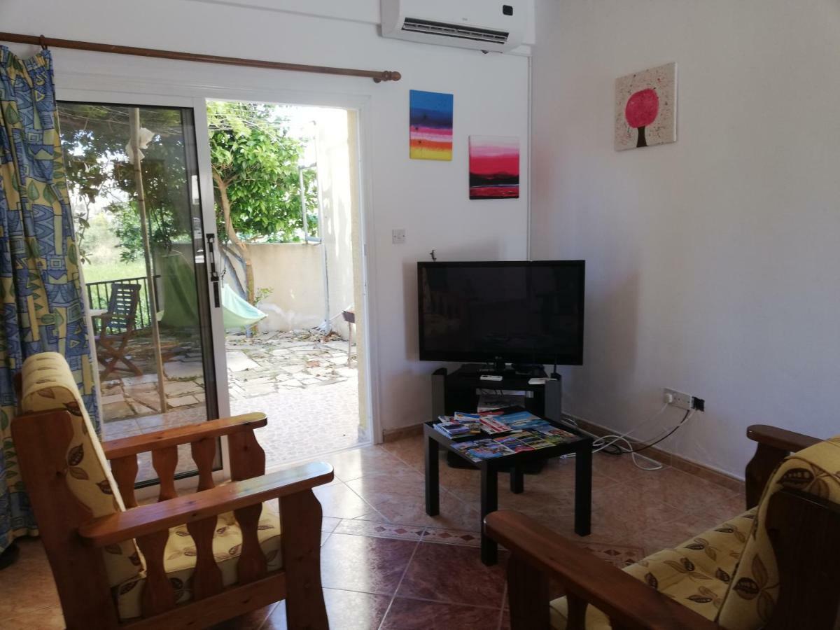 Chriselina Gottage Apartamento Pafos Exterior foto